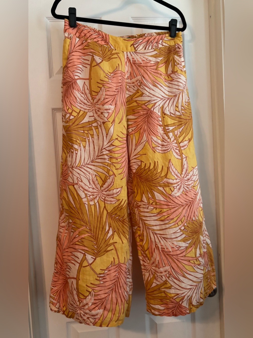 100% Linen Tahari Women’s Pants - Large